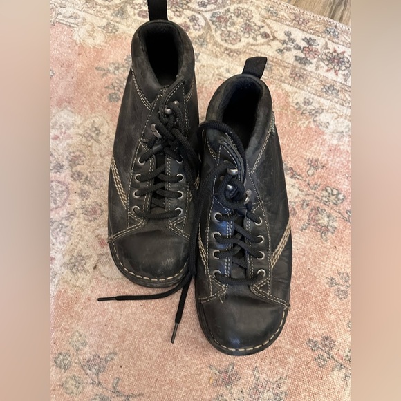 Vintage Eastland hiking boots - Picture 1 of 6
